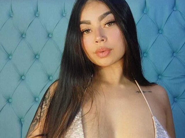 Mia Saenz